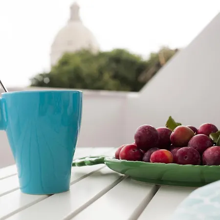 Alfama Apartment, Quiet Location, Great Views - Ttl268 Appartamento Lisbona