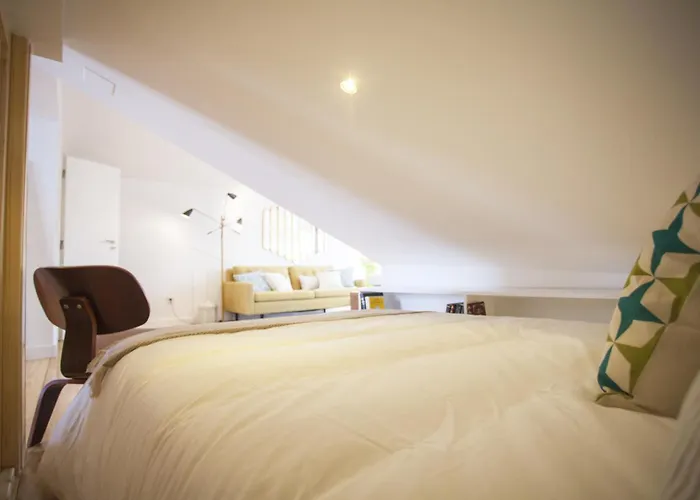 Alfama Apartment, Quiet Location, Great Views - Ttl268 * Lisbon