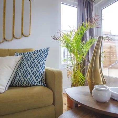 Alfama Apartment, Quiet Location, Great Views - Ttl268