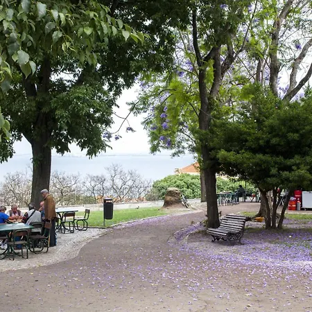 Alfama Apartment, Quiet Location, Great Views - Ttl268 * Lisbon